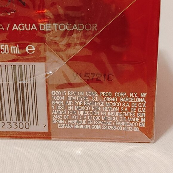 Love Is On Revlon Sealed BNIP Fragrance 1.7fl oz 50ml KISS LIP Shaped Bottle - Picture 9 of 9